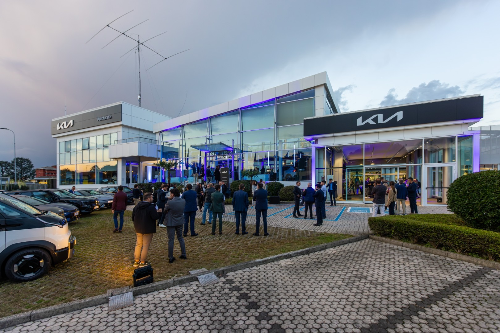 Inaugurata la nuova filiale Autotorino Kia: più servizi per mobilità, assistenza e riparatori