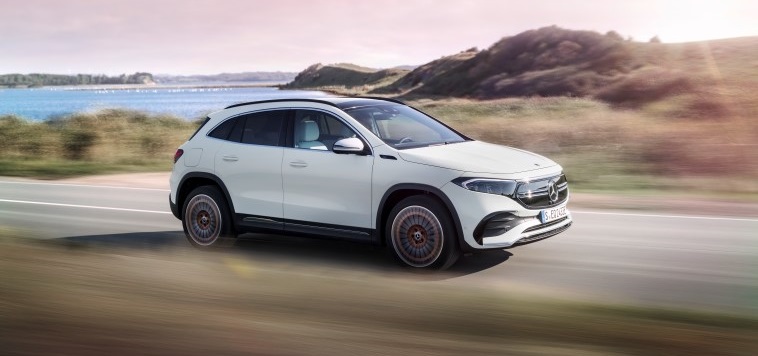 Nuova Mercedes-Benz EQA: il compact SUV completamente elettrico per la mobilità sostenibile del futuro