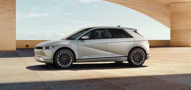 Hyundai Ioniq 5: il futuro dell’elettrico debutta in Italia. Presto ordinabile nelle concessionarie Autotorino