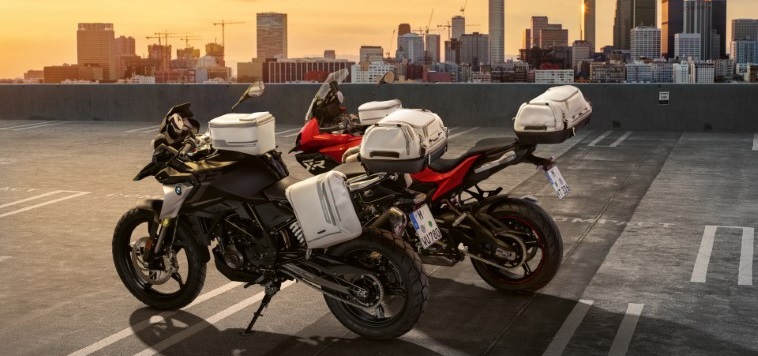 BMW Motorrad presenta la nuova Urban Collection con soluzioni alle esigenze di trasporto dei bagagli