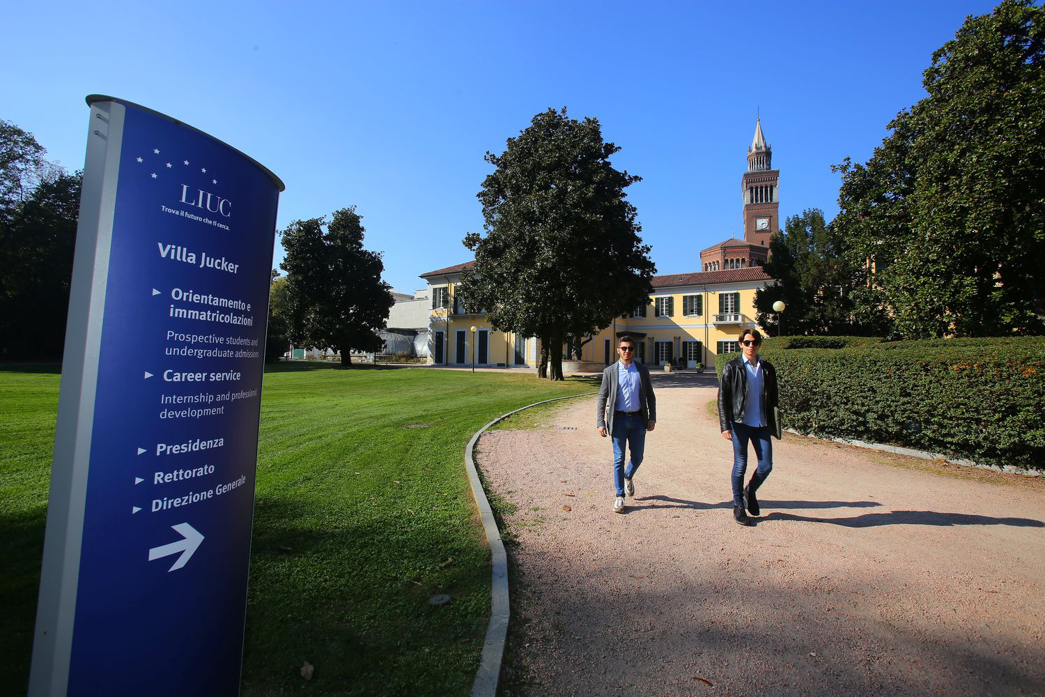 Lavorare nell'Automotive: Autotorino incontra gli studenti dell'Università LIUC di Castellanza.