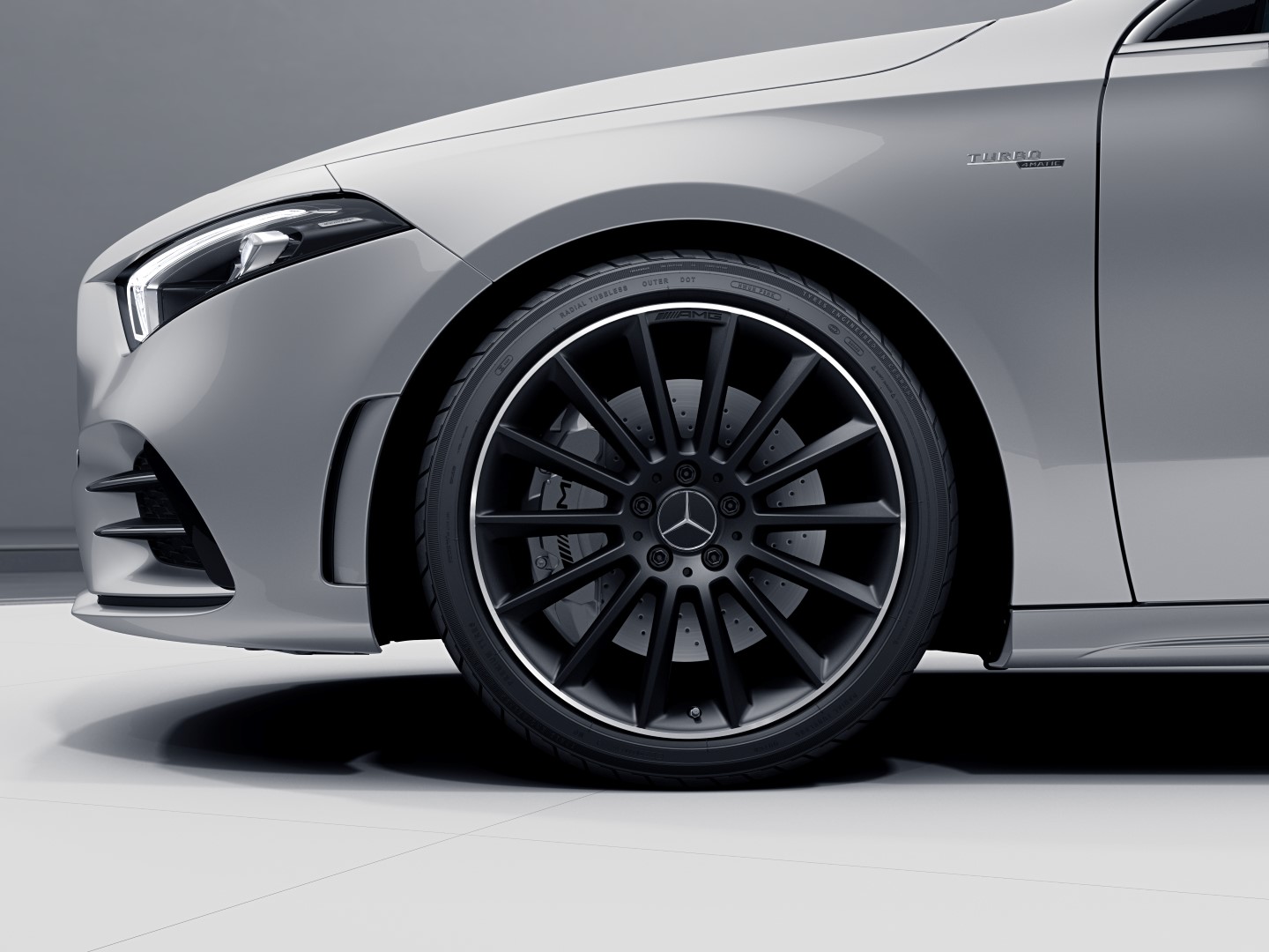 Classe A 35 4MATIC AMG: nuova protagonista nell’universo ad alte prestazioni della Stella