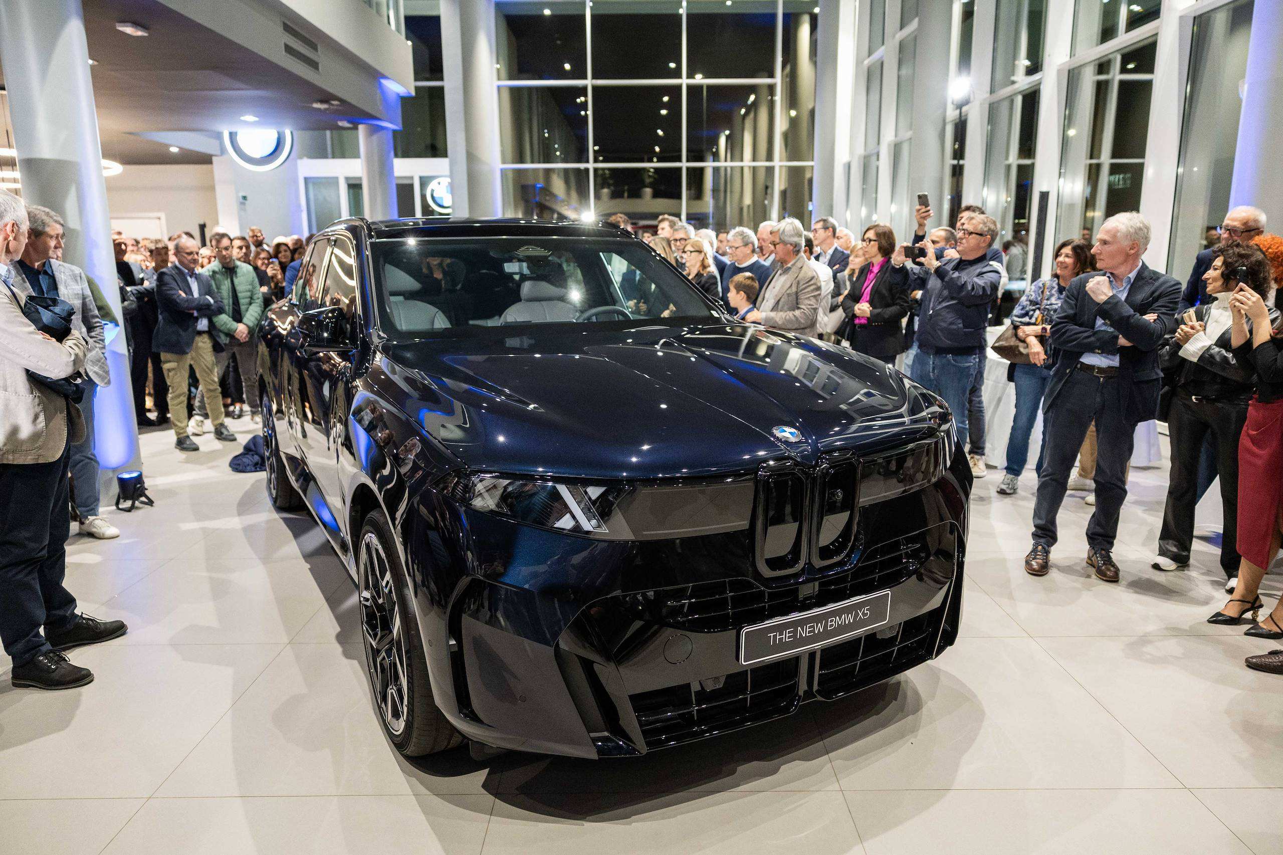 Come cambia lo showroom: la nuova Casa BMW e MINI di Autotorino a Cremona