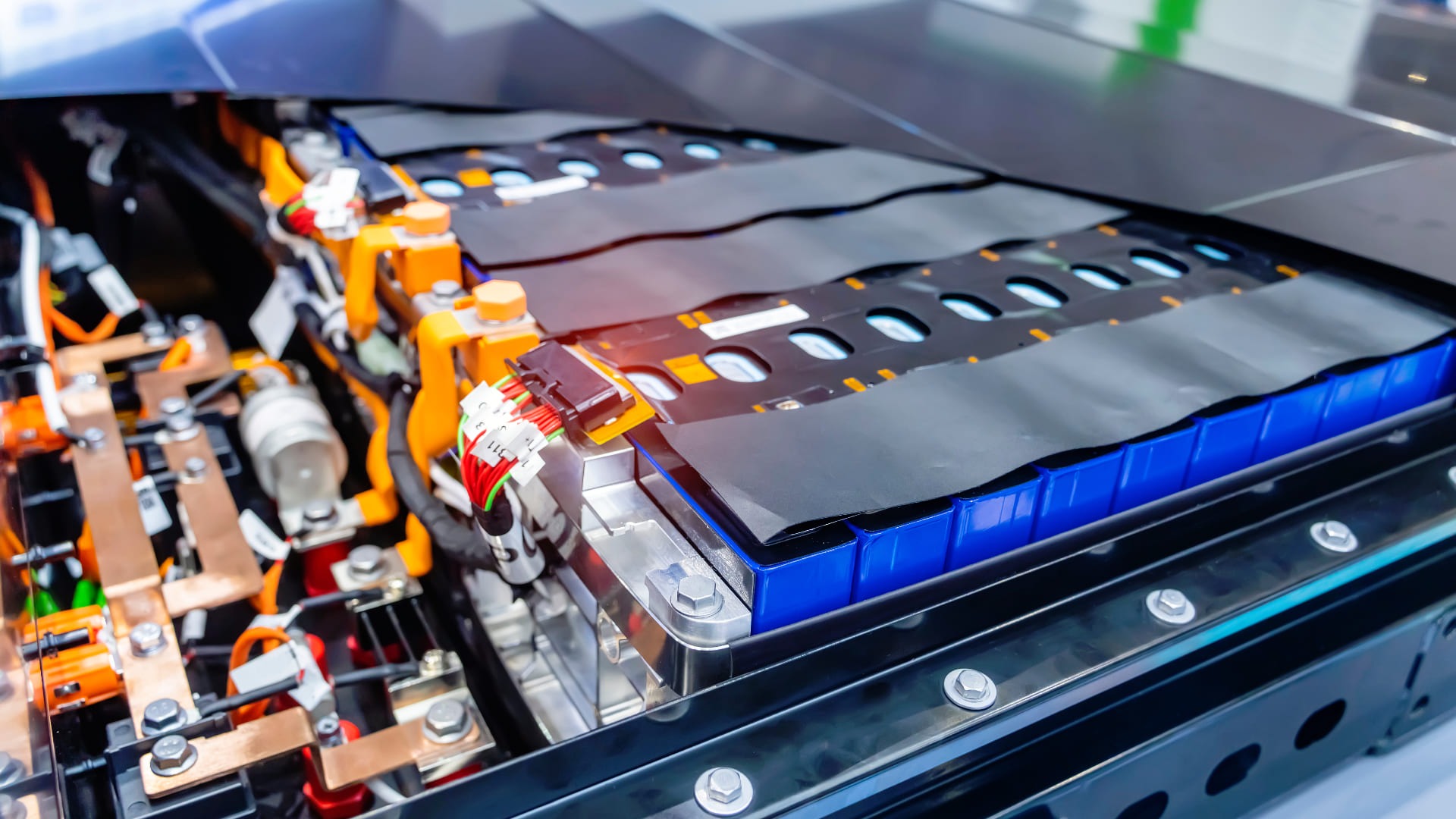 Batterie LFP e NMC nelle auto elettriche: differenze, prestazioni e durata