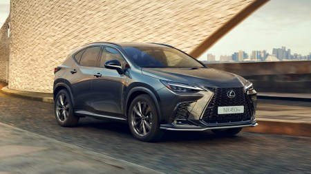 Nuovo Lexus NX protagonista nelle filiali Lexus Autotorino: prenota il tuo appuntamento per il test drive