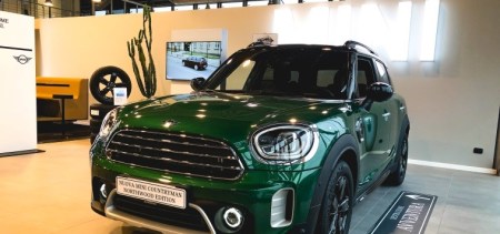 Nuovo fascino, nuove dotazioni, nuovo piacere di guida per MINI Countryman, la più grande e versatile