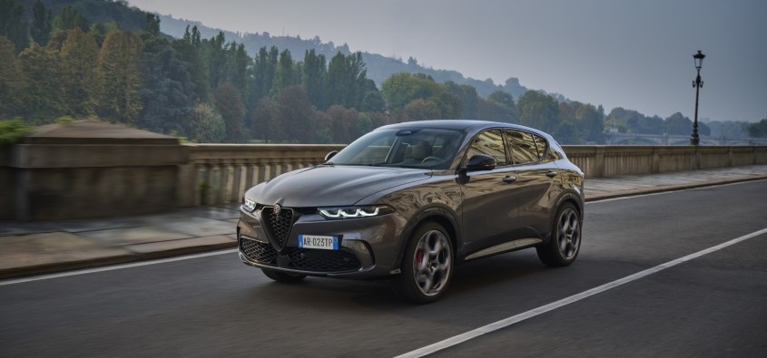 Si completa la gamma Alfa Romeo Tonale, con la versione Plug-In Hybrid Q4