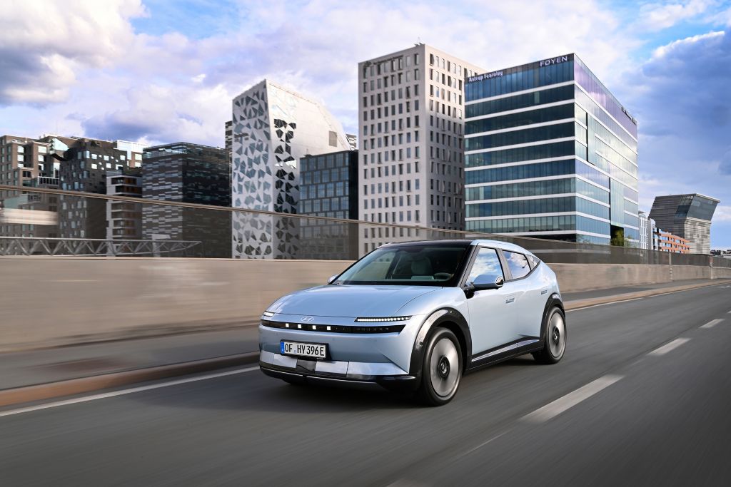 Debutta Hyundai IONIQ 3, la nuova hatchback compatta 100% elettrica. Scoprila da Autotorino