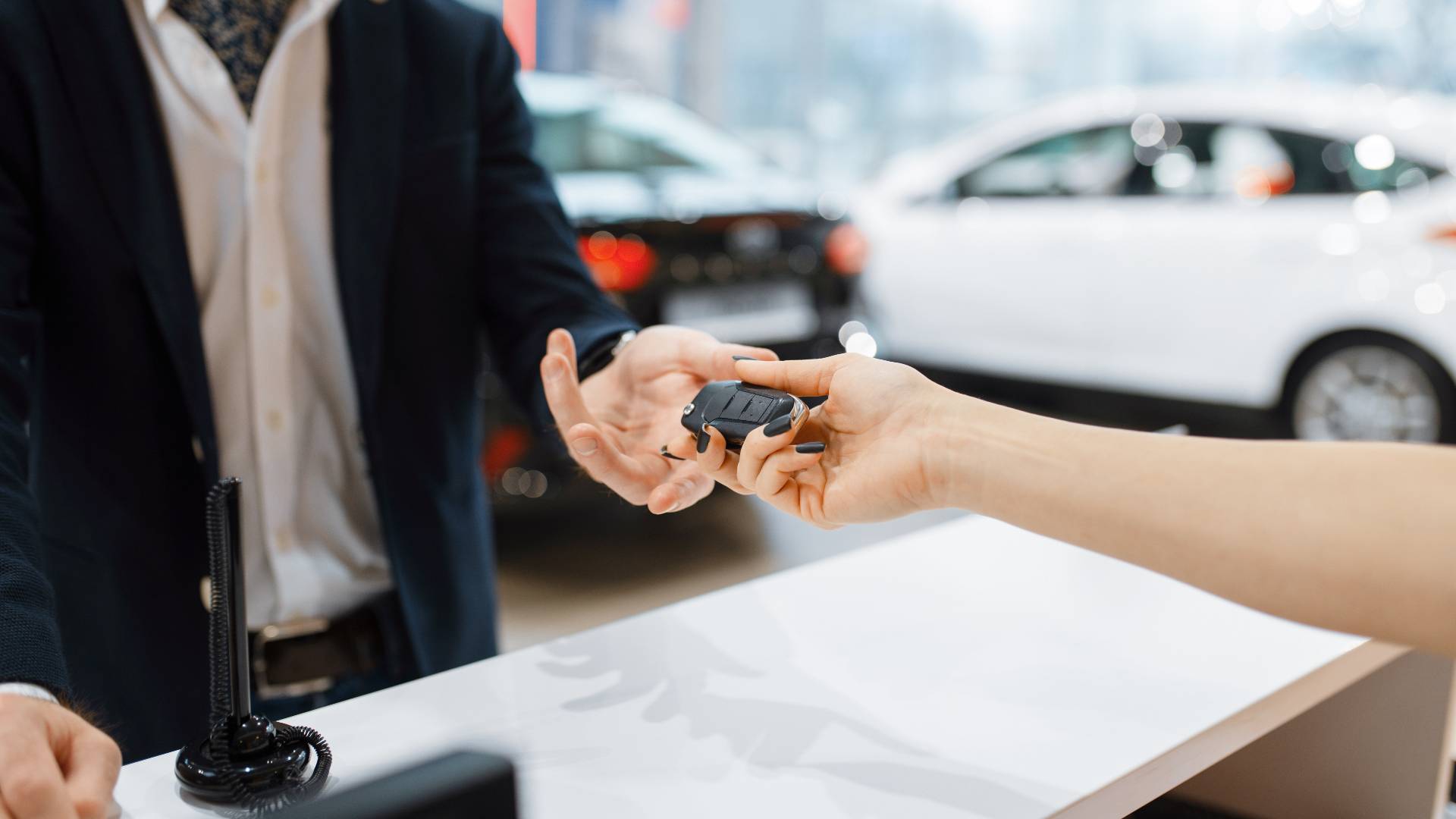 Differenza tra leasing e noleggio a lungo termine: cosa scegliere?
