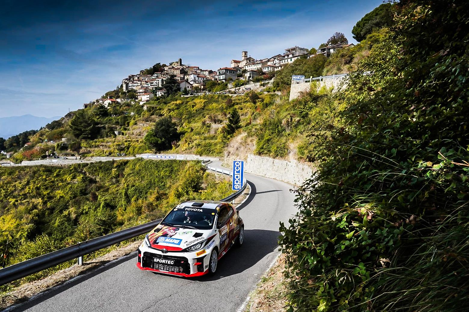 Autotorino_festeggia_titolo_GR_Yaris_Rally_Cup_Italia_2025_Boulenc_Barozzi_002